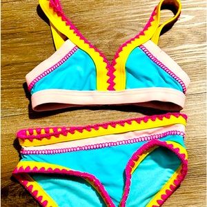 GB girls two piece swim suit in size 5.